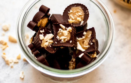 Rețetă fitness: Praline de ciocolată umplute cu unt din diferite nuci